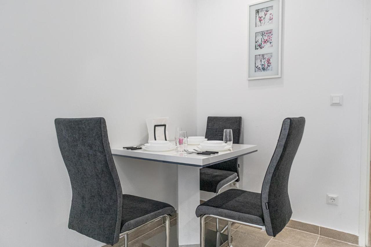 9 Min From City Center - Lovely Studio Near U1 Reumannplatz Wina Bagian luar foto